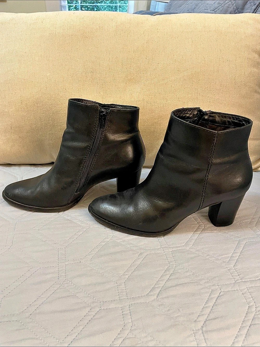 LL Bean Leather Ankle Boots in Black US 9.5